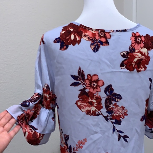 Living Doll LA Floral Ruffle Blouse - Picture 7 of 8